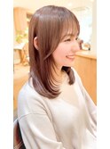 ミディアムレイヤー×ストレート×シャギー×内巻き20代30代40代