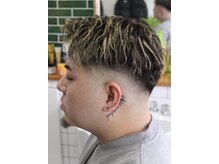 ウエストバーバーショップ(WEST BARBER SHOP)