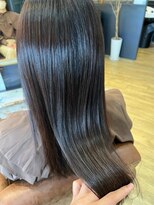 穀雨(Kokuu)&nbsp;大人シアーベージュミニウルフボブミディアムレイヤー