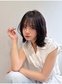 くびれ鎖骨ミディ　シースルーバング外ハネロブ