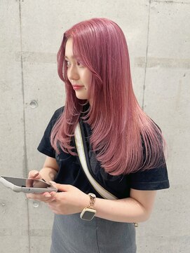 シーク 天神(SEEK) 松尾菫菜/レイヤーカット/ハイトーン/ピンク/韓国ヘア