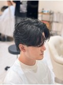 ニュアンスパーマセンターパートフェザーパーマ大阪メンズサロン
