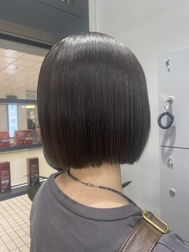 ウミ(Umi) 【YUZU/戸塚】縮毛矯正/艶ボブ