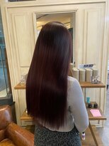 ロンド(RONND)&nbsp;暗めでも重くならない｜冬のワインレッドカラー