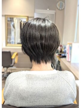 ヘアーズファイン(hair's fine) 30代40代◎美髪ショートレイヤー×透明感グレージュ