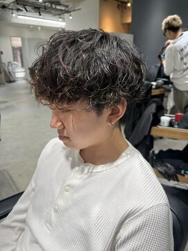 ハイプ(HYPE) フェザーパーマ/センターパート/シャドウパーマ/眉毛