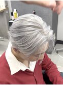 ホワイトカラーセンターパートホワイトメンズブリーチハイトーン