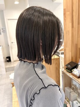 ネオリーブウリ 二子玉川店(Neolive uri) ミディアムヘア暗めカラーデザインカラーフェイスフレーミング
