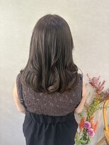 エストレーラ(estrela)&nbsp;『estrela』大人愛されゆるふわセミロングスタイル