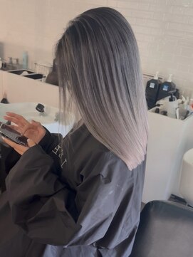 フリーク(FLEEK) コントラストバレイヤージュ