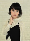 和泉美佳　外ハネショート　インナーカラー