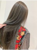 ＼カーキグレージュ／