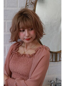 ヘアリゾートエーアイ 北千住店(hair resort Ai) 20代30代40代50代 色っぽふんわりショートの重軽ウェーブヘア♪