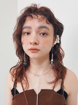 ピークアブー 銀座並木通り(PEEK-A-BOO) 【顔まわりレイヤーデザイン】抜け感ボサ眉×オレンジウェーブ