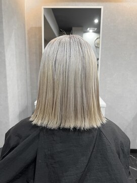 クレア(CREA) ブロンド