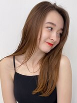 ティア(Tia.)&nbsp;(韓国風/くびれヘア/ロングヘア/前髪/サイドバング/小顔)