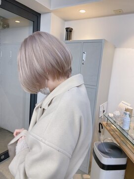 フラム 渋谷(flamme) ハイトーンショート*ホワイトベージュ