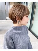 20代30代ひし形クビレ耳掛け束感小顔スウィングショート