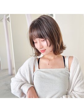 アンラタ(anrata) 外ハネウルフボブ