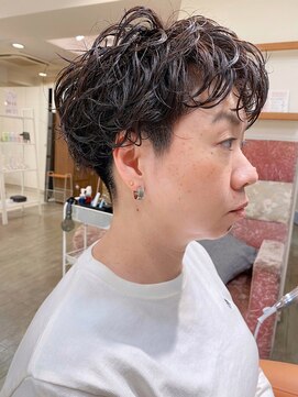 モリオ フロム ロンドン 大宮2号店(morio from London) 【なかじま ひびき】刈り上げマッシュ×リッジパーマ