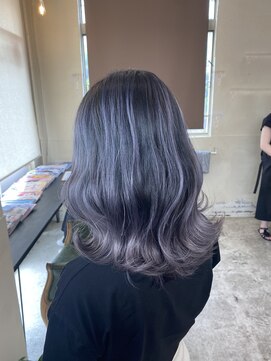 ボアップ(boappu) #シルバーカラー#ケアブリーチ#グラデーションカラー