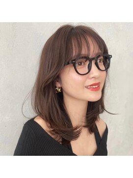 ノイ(noi) 顔周りレイヤーカットミルクティーベージュカラー前髪カット