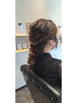 サロンタナカ(Salon TANAKA) 編みおろしヘアセット