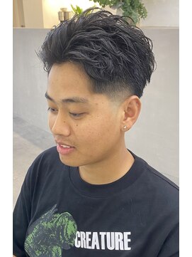 ネイク(Nake) スパイラルパーマ/フェードカット/ナチュラルパーマ