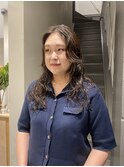 20代30代40代大人可愛いイヤリングカラーくせ毛風パーマ艶感