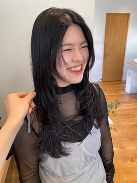 アリゲート ダイカンヤマ(Ari gate daikanyama) ロングレイヤーカットアッシュグレーブルーブラック前髪なし