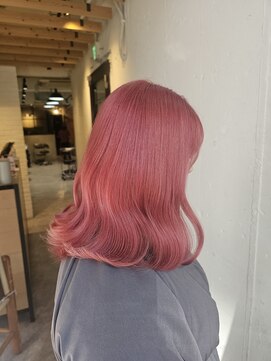 エイト 福岡天神店(EIGHT fukuoka) ピンクカラー