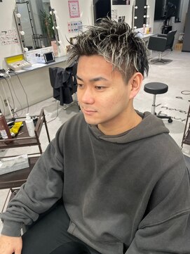 メンズサロン キング 梅田店(Men’s salon K!ng) 波巻きツイストスパイラルパーマ/フェザーパーマ/眉毛/メンズ