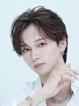 バイフィフス 天神大名(by fifth) 福岡大名緩めフェザーショートセンターパートニュアンスパーマ●