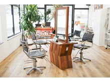 ヘアーサロン グラブ(hair Salon grab)の雰囲気（ハサミのマークが目印♪）