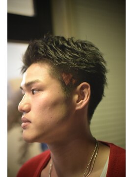 ジーン カットクラブ(GENE CUTCLUB) デザイン刈り上げスパイキーショート