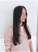 大人美人ハイレイヤーセンターパート黒髪ロング小顔
