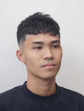 アストロ(ASTRO) クロップスタイル×フェードカット/刈り上げ/ビジネスショート