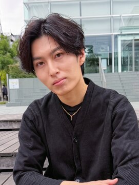 ツーダブル 大阪梅田(WW..) ツイストスパイラルパーマ波巻きスパイラル刈り上げマッシュ