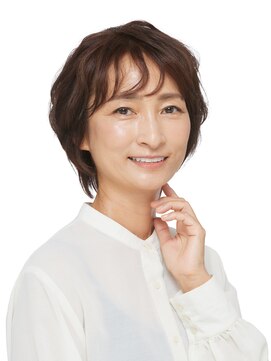 コモド(Comodo) レディースショート#髪質改善トリートメント川口#白髪染め