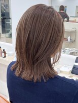 ガーデンヨコハマ(GARDEN YOKOHAMA) 【阿久津】ミディアムレイヤーカット大人ガーリーグレージュ