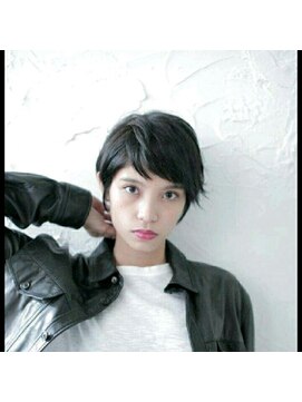 アンド(AND) 黒髪ショートヘア