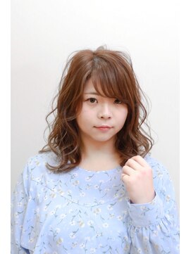 ロアール 楠(LOAOL KUSUNOKI) 明るめアッシュベージュ