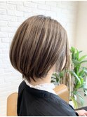 ショートボブ