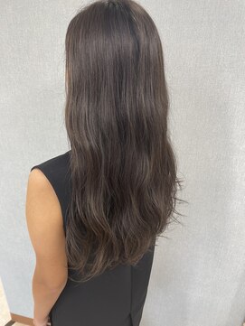 プラーグ ヘアー(Prague Hair) ナチュラルハイライト