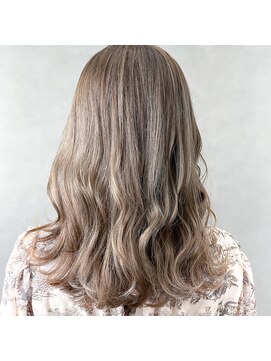 ミル 今治(1003 mille IMABALI) 韓国風グレーベージュのミディアムレイヤー