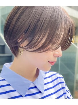 ガーデン オオタカノモリ(garden otakanomori) 暖色カラー×束感ショート×小顔矯正立体カット