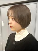 ショートボブ