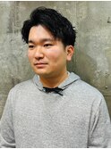 かきあげ前髪　ツイストスパイラルパーマ　黒髪　束感　爽やか