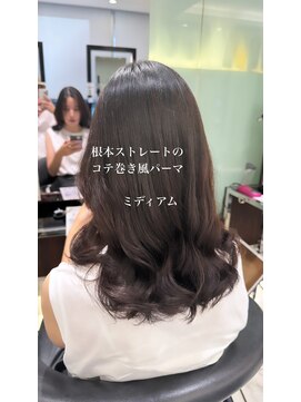 アピッシュ ギンザ(apish ginza) ミディアムパーマ/ストカール/韓国ヘア/パーマ