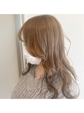 アチーブ ヘア デザイン(achieve hair design) ハイトーンベージュ 立体感なみなみウェーブロング大人可愛い